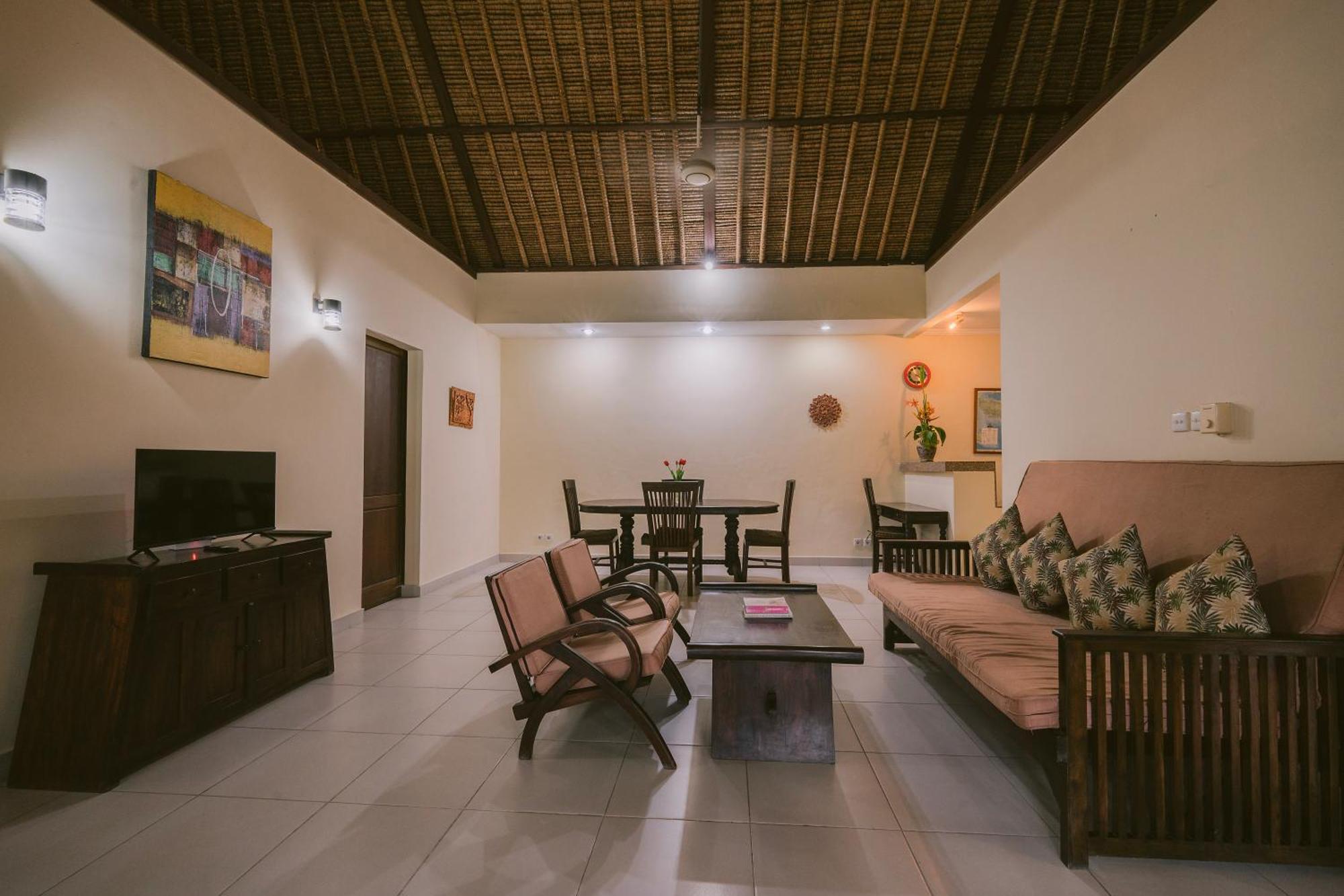Medewi Bay Retreat Hotel Pulukan Quarto foto